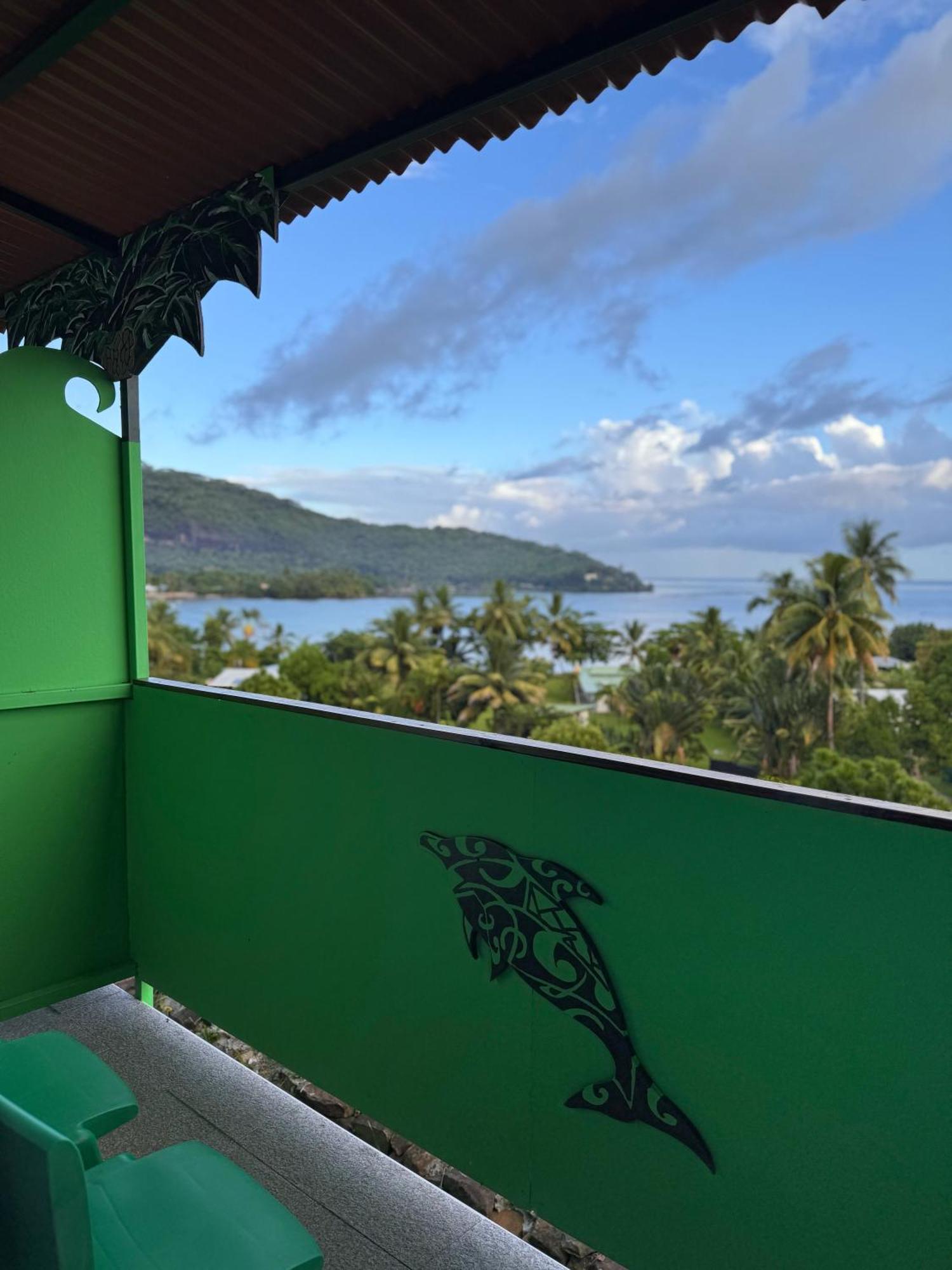 Fare Arana Moorea Guesthouse Atiha Exterior photo