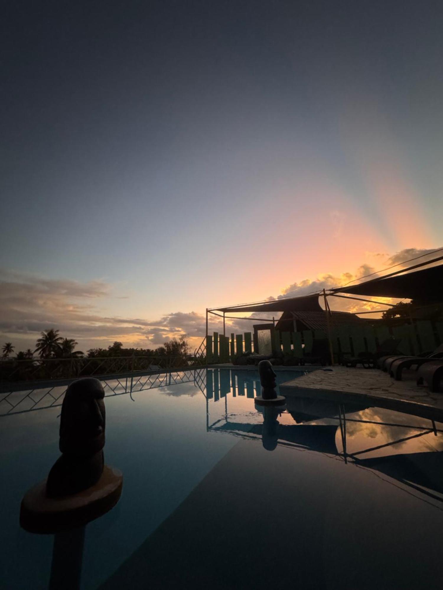 Fare Arana Moorea Guesthouse Atiha Exterior photo