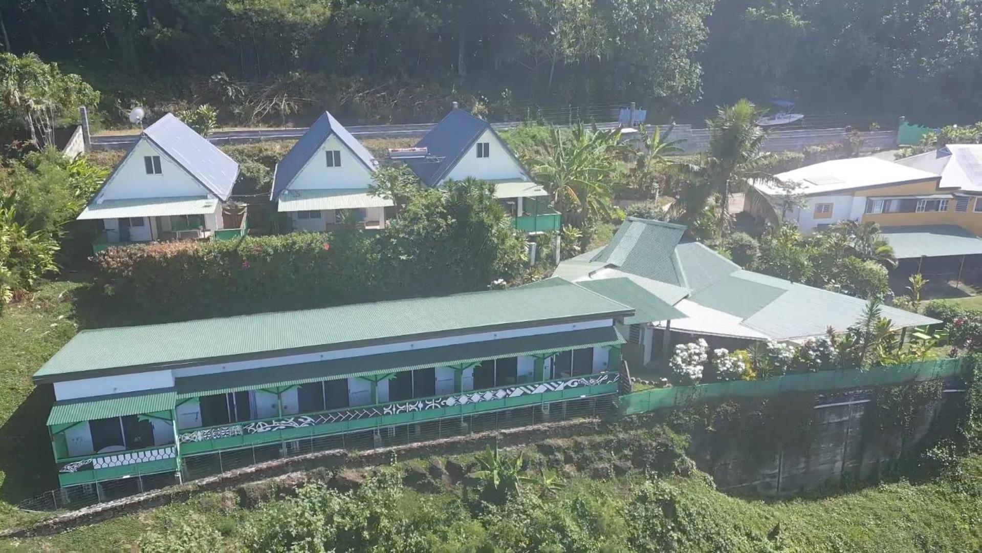 Fare Arana Moorea Guesthouse Atiha Exterior photo